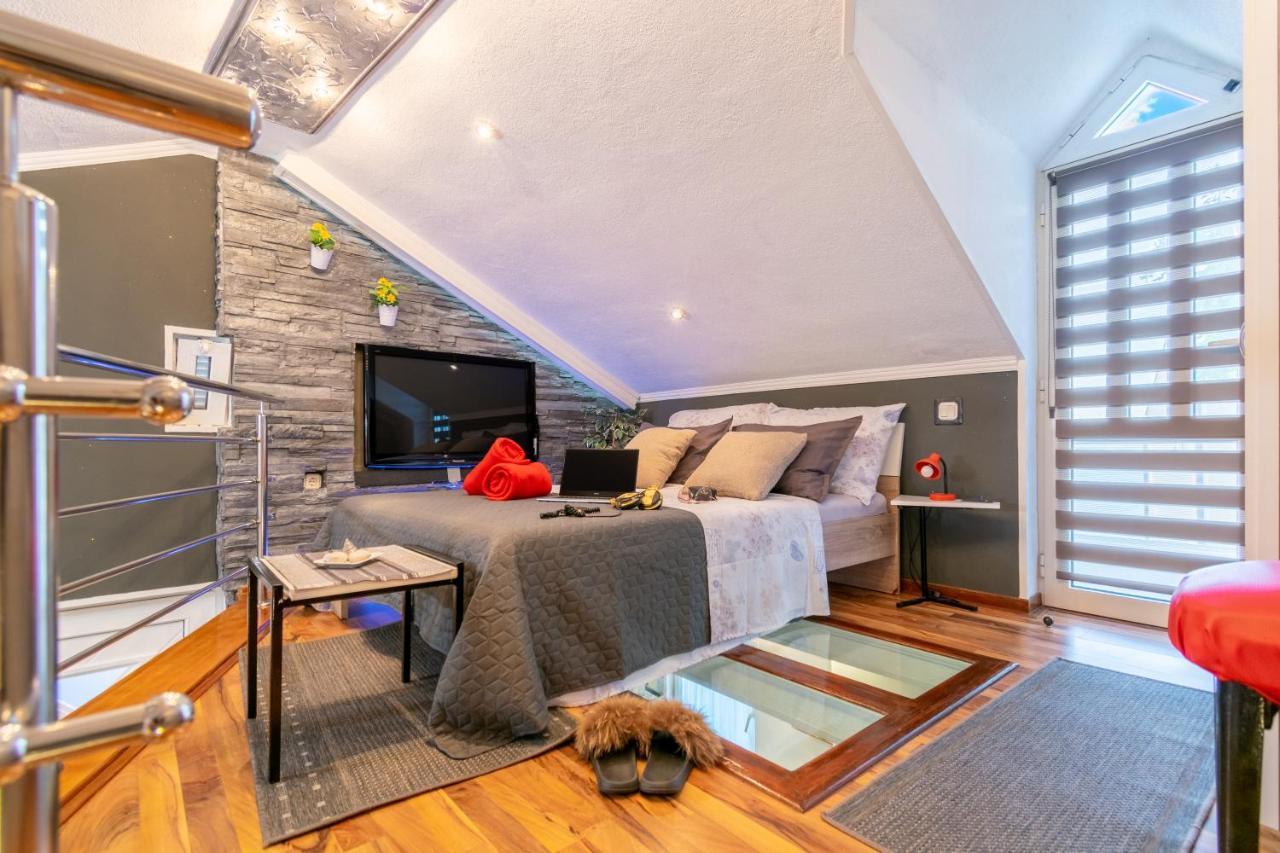 Apartments Villa Tomas Брела Екстериор снимка