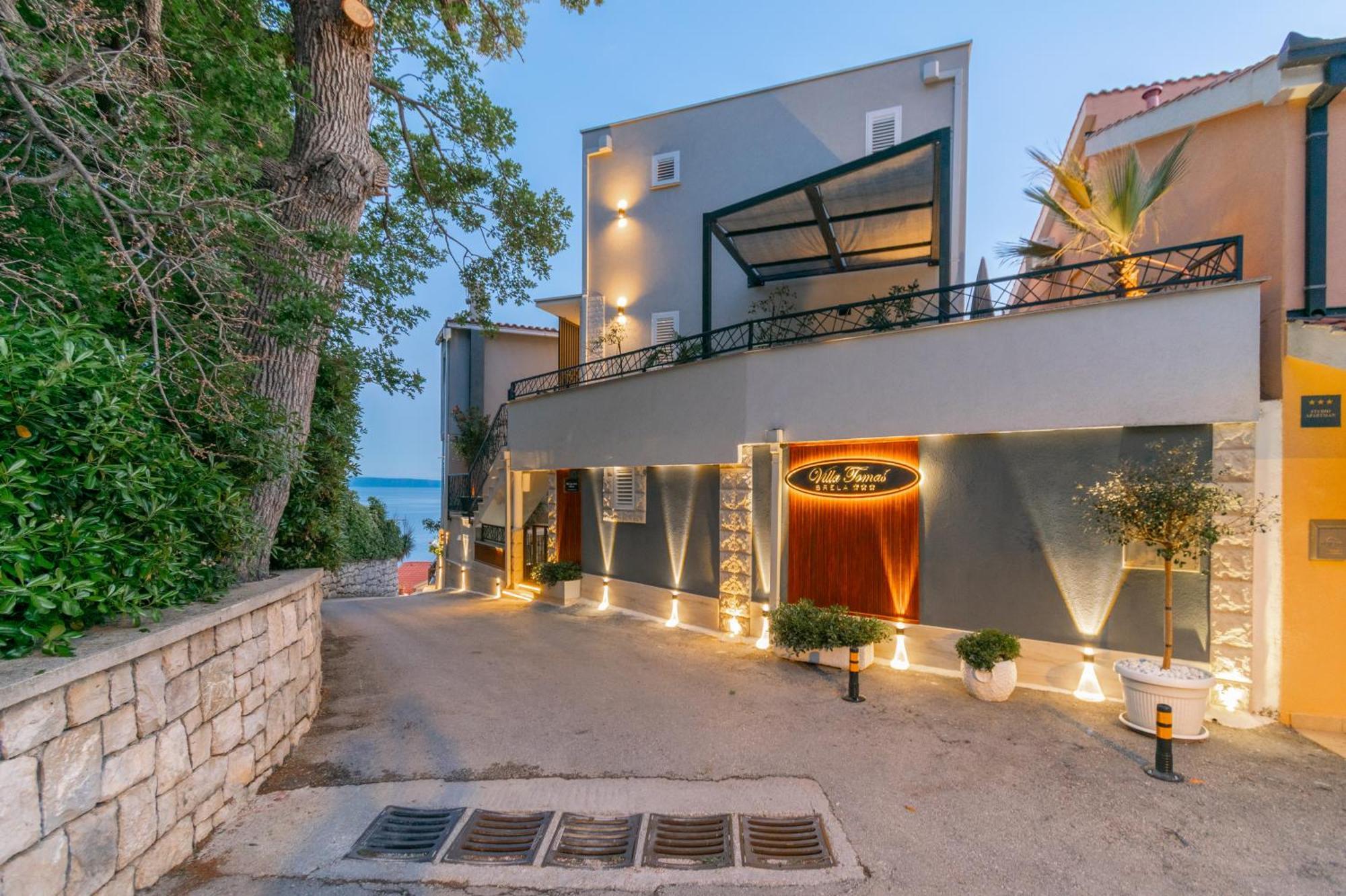 Apartments Villa Tomas Брела Екстериор снимка