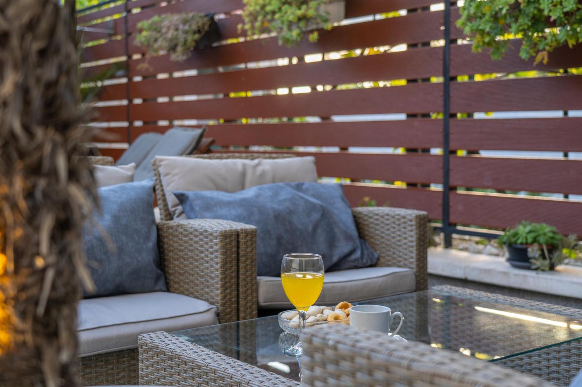 Apartments Villa Tomas Брела Екстериор снимка