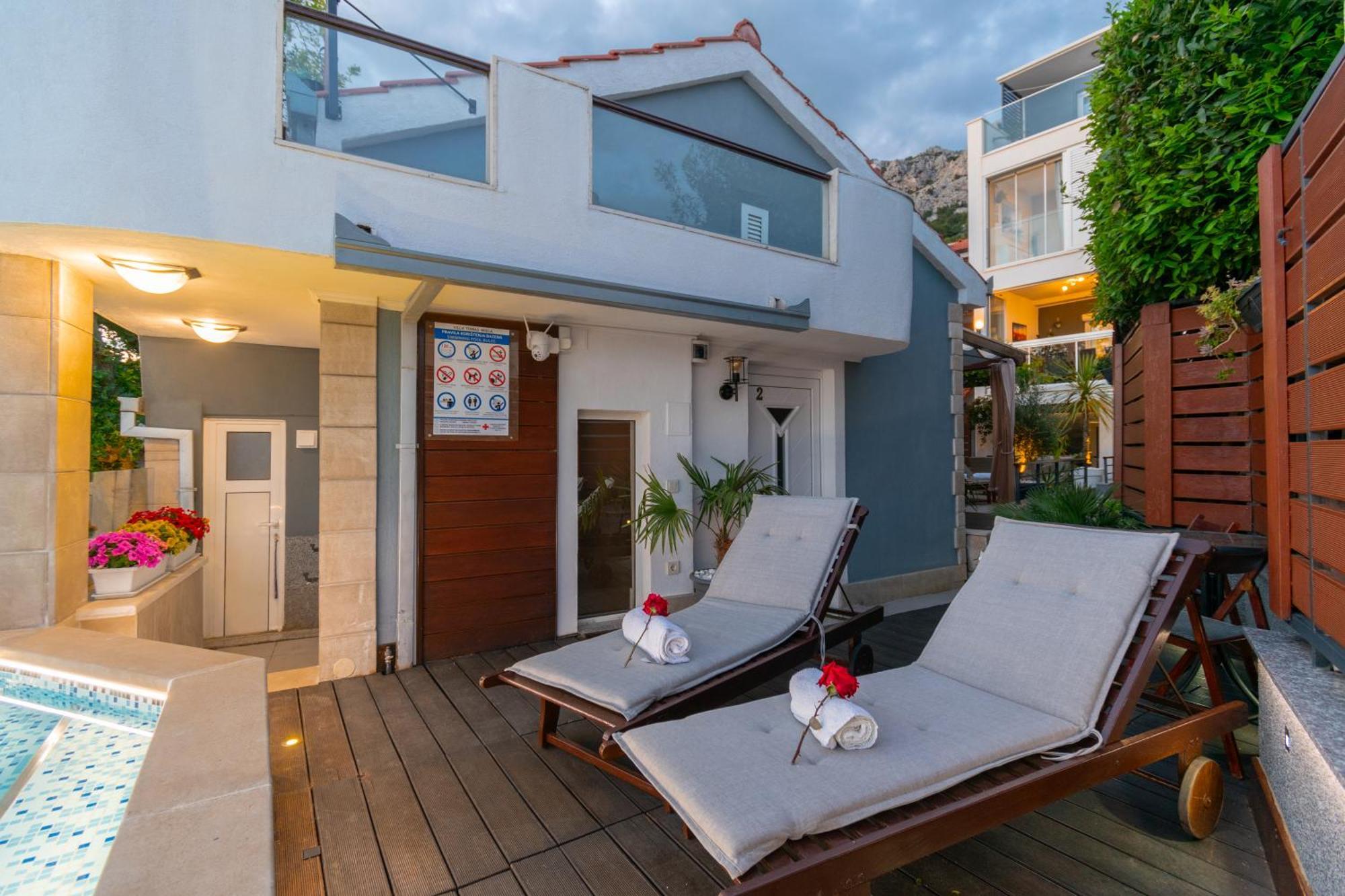 Apartments Villa Tomas Брела Екстериор снимка